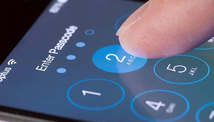 How many failed passcode attempts before iPhone locks