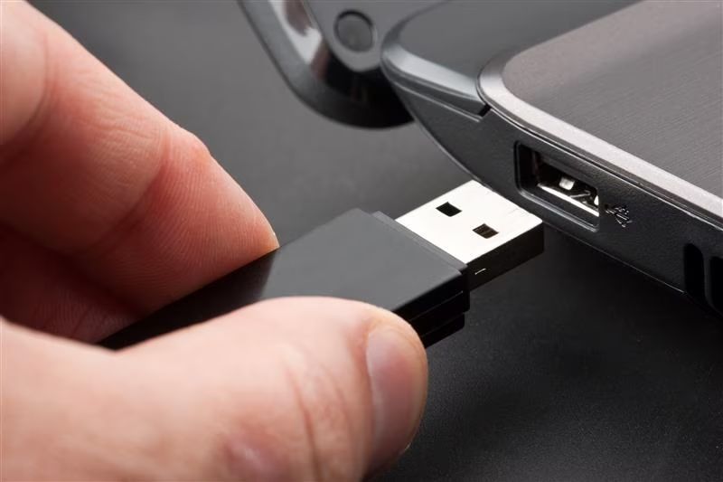 Can you fix a flash drive that won't read