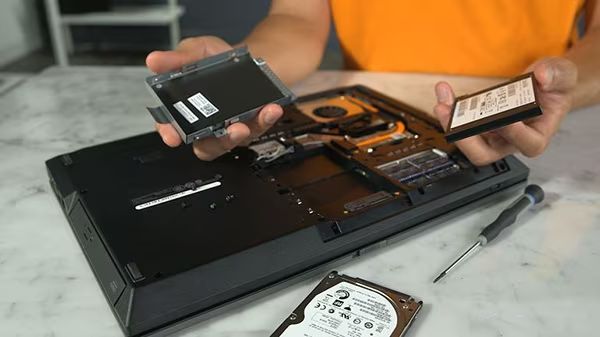 Does Staples fix external hard drives