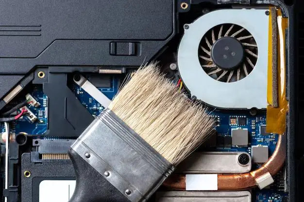 Do SSDs need to be cleaned