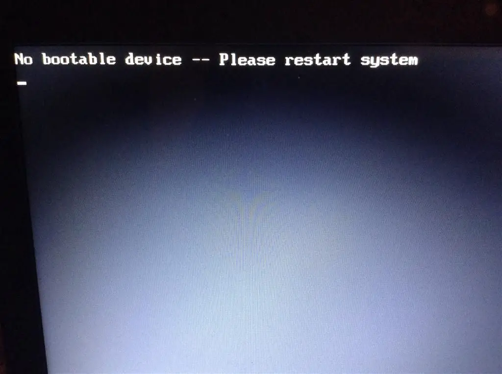 System reboot windows. No Bootable device please restart System. No Bootable device please restart System что делать. No Bootable device please restart System на ноутбуке что делать. Перевод с английского на русский перевод-no Bootable device --please restart System.