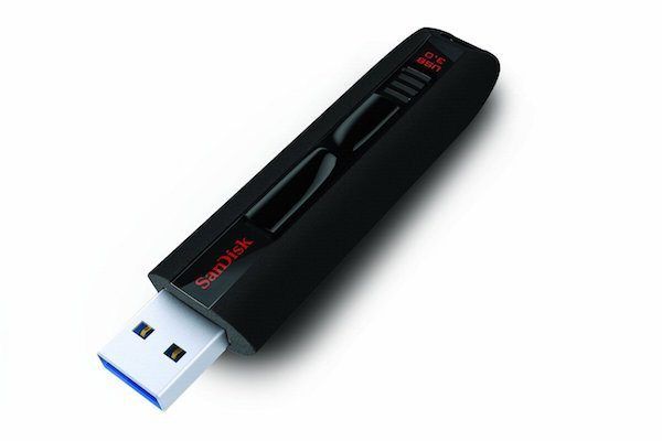 What flash drives do DJs use