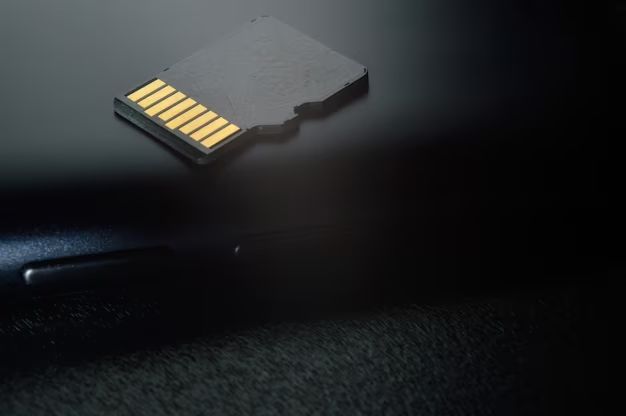 Do SD cards last longer than flash drives