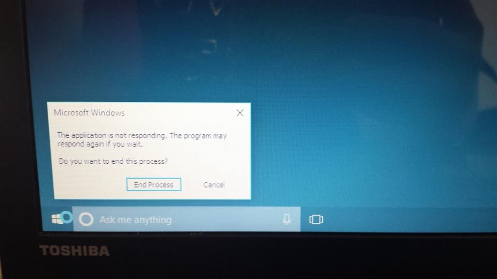 Why is my desktop screen not responding Windows 10
