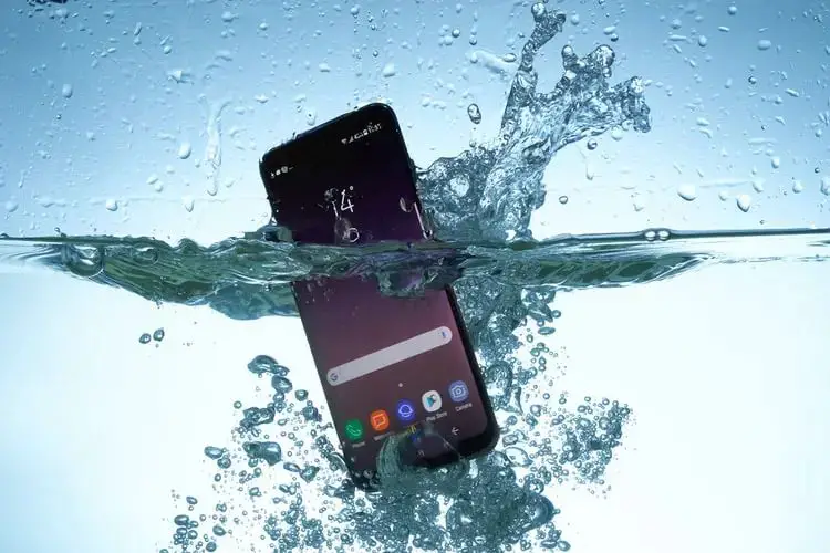 Is there an app to test if your phone is waterproof