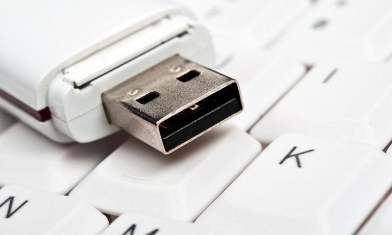 How do I wipe a USB drive safely