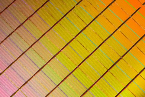Do Intel and Micron produce breakthrough memory technology
