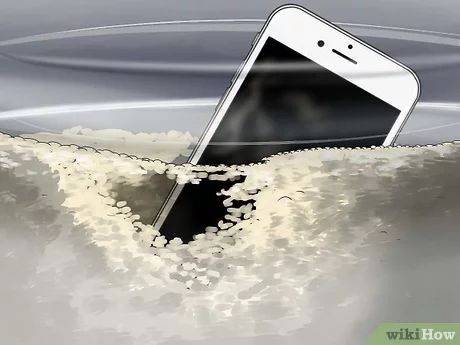 How do you dry an iPhone 11 when dropped in water