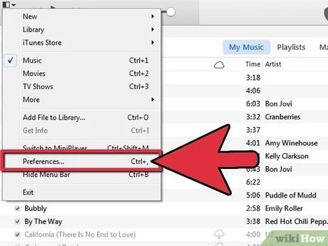 What is the difference between organize library and consolidate files in iTunes