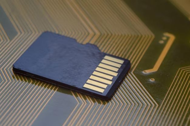 Are SD cards easily damaged